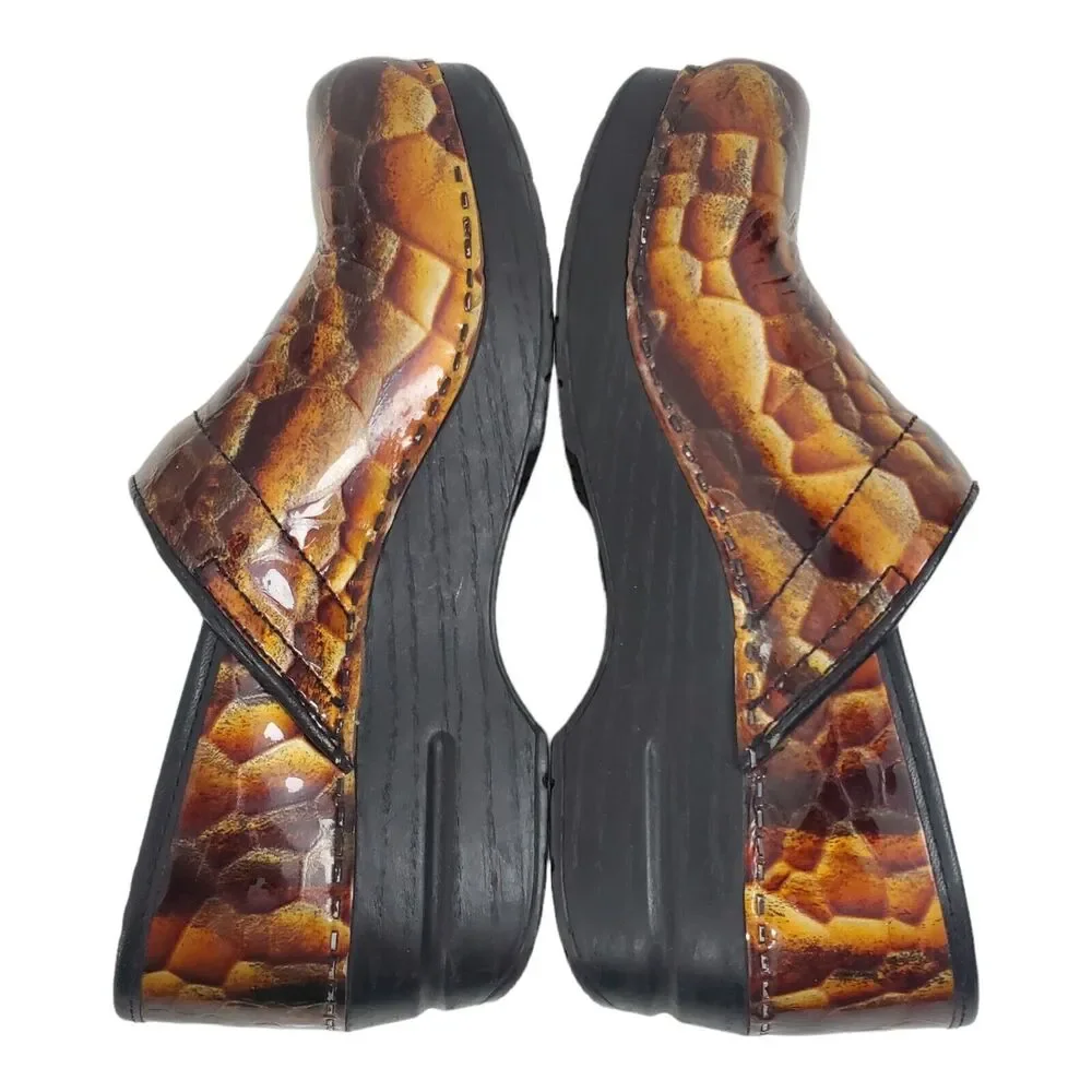 DANSKO Shoes Womens Size 37 US 7 Brown Animal Print Patent Leather Nursing Clogs